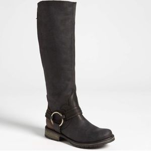 Steve Madden Judgemnt Boot
