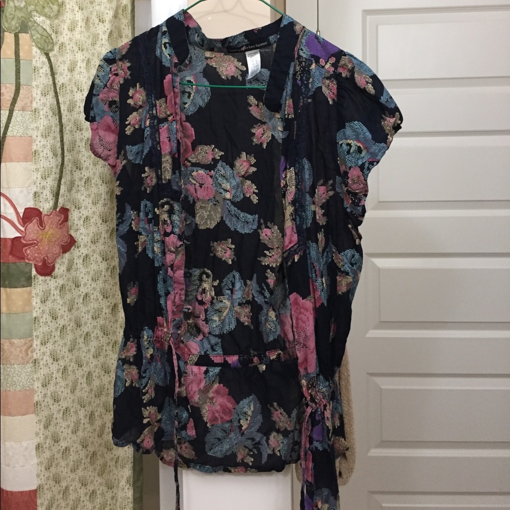 Floral blouse with lace and ribbon detailing