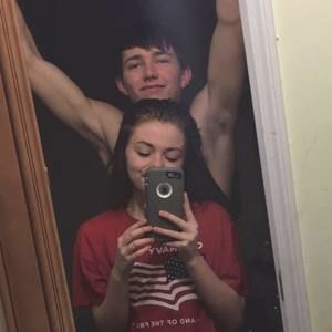 Meet your Posher, Ashton