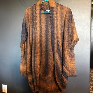 BB Dakota Sweater