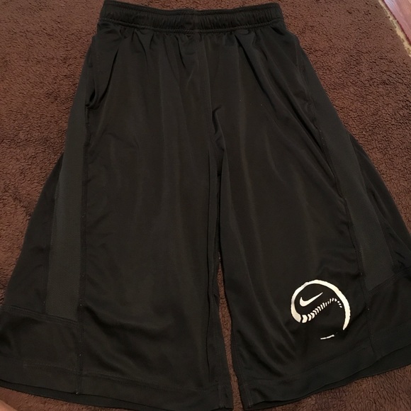 Nike Shorts - Picture 1 of 2