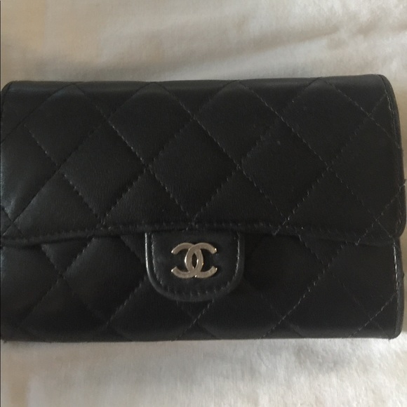 CHANEL Accessories - Chanel wallet