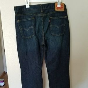 Levis 514 straight fit size 34x32