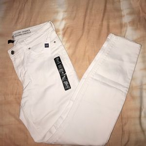 NWT GAP White Skinny Jeans