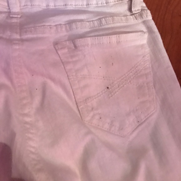 Capris - Picture 2 of 3