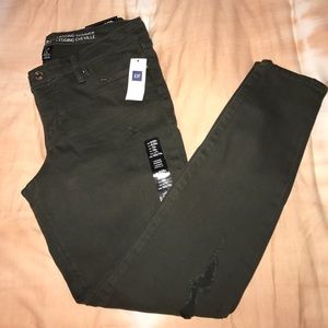 NWT GAP Olive Green Skinny Jeans