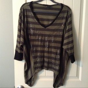 Miss Me Shark Hem Top