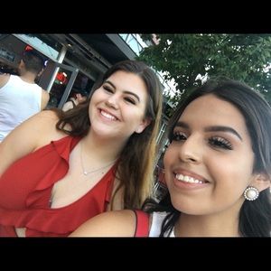 Meet your Posher, Emily