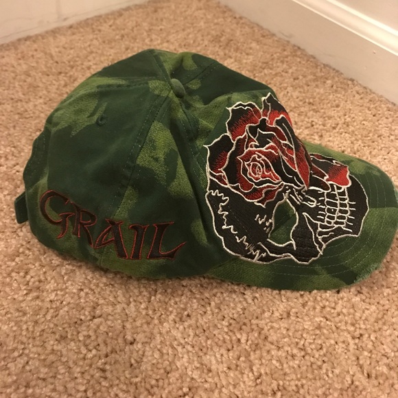 Green Grail hat - Picture 2 of 7