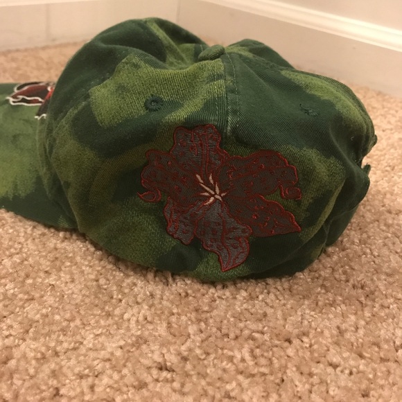 Green Grail hat - Picture 3 of 7