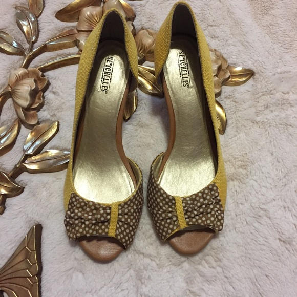 Seychelles Shoes - New Seychelles Yellow D'orsay Pumps Size 7.5