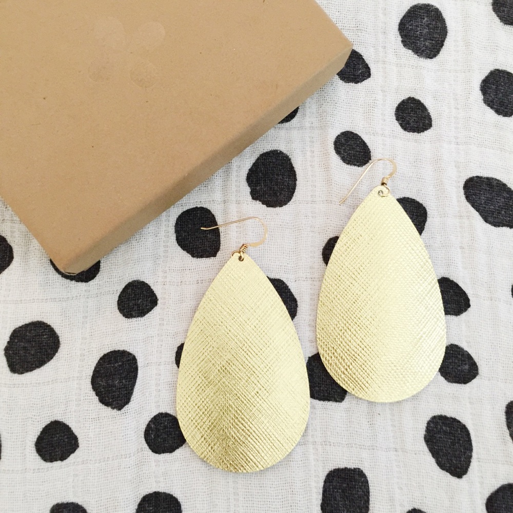 Nickel & Suede Gold Leather Earrings