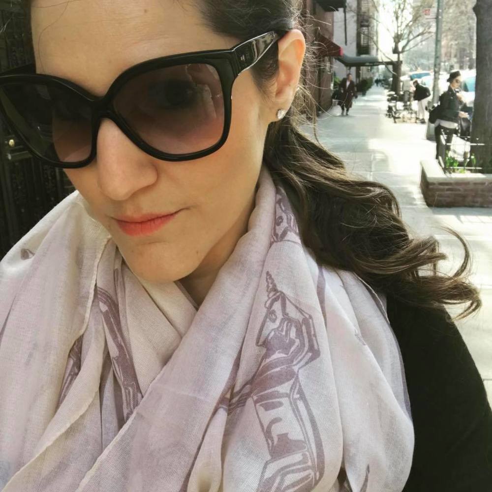 Meet your Posher, Emily