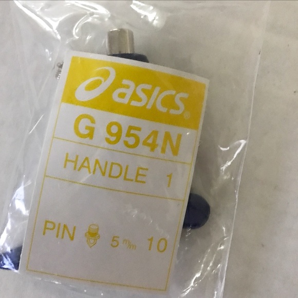 NWT Asics Hyper Rocket Girl 4 running track shoes - Picture 5 of 6