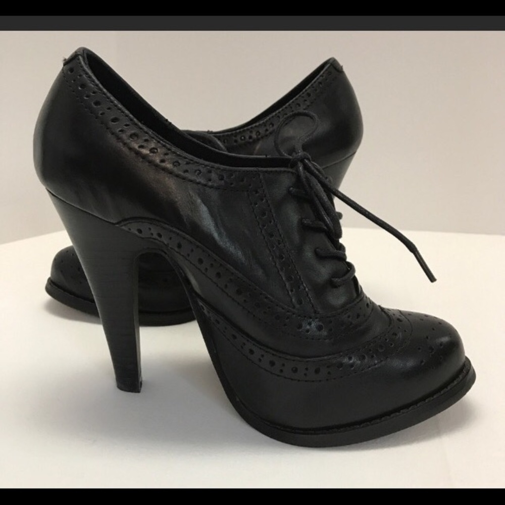 Black leather oxford heels