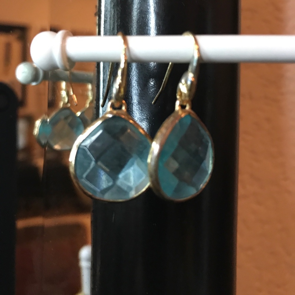 Stella & Dot "aquamarine" gold bezel drop earrings