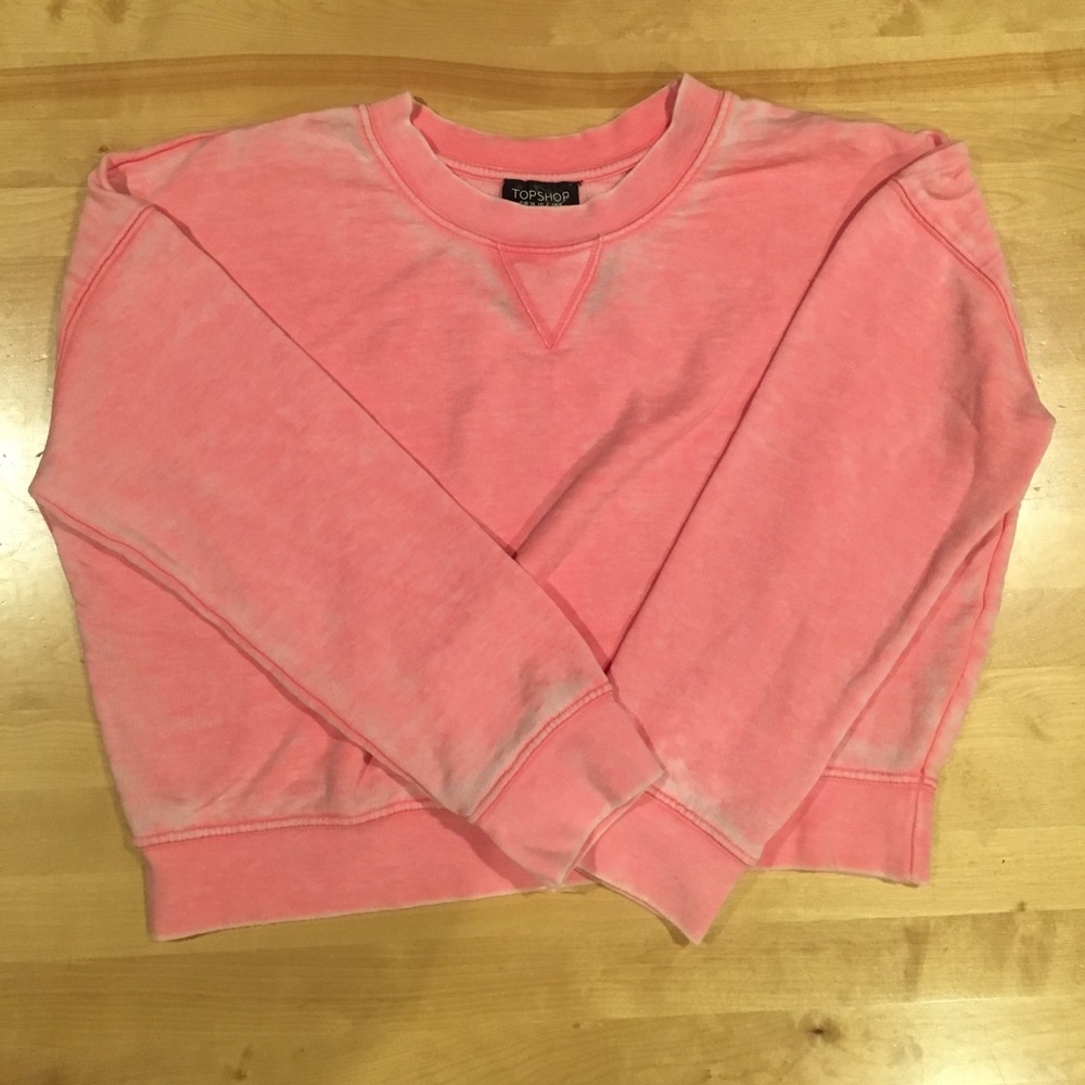 TOPSHOP Cropped Sweatshirt