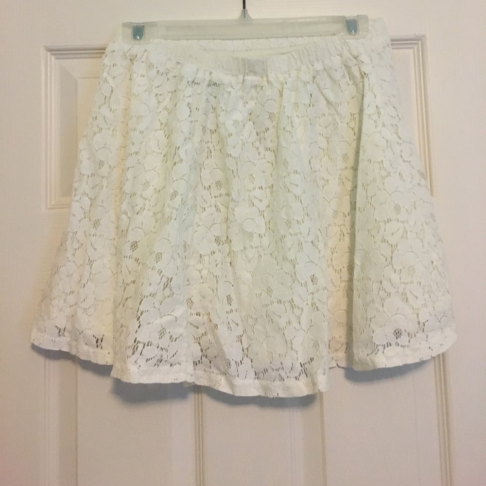 Off White Lace Skirt