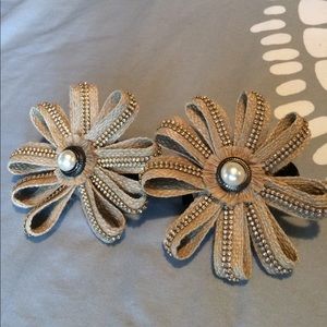 Curtain Clips w/ faux diamonds and pearl.