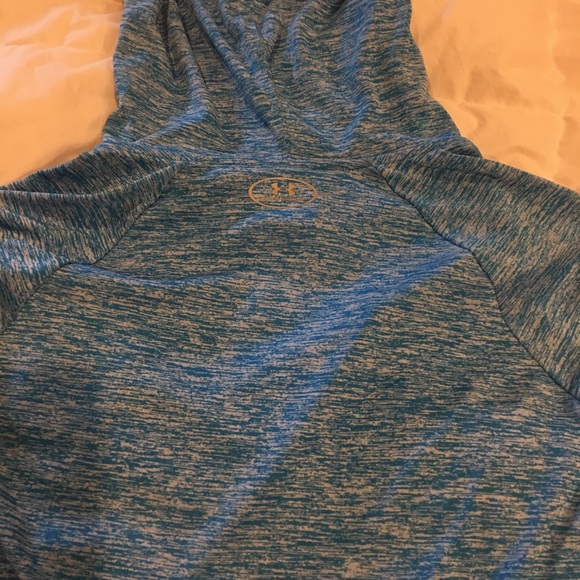 NWT Under Armour long-sleeve thin hoodie. Sz Sm. - Picture 4 of 4