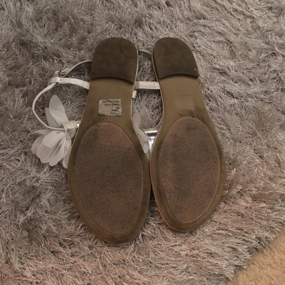 Sandals - Picture 2 of 2