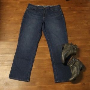 Lee Platinum Label dark wash boot cut jean size 18