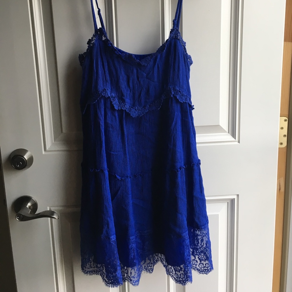 Gorgeous blue boutique lace & crochet dress