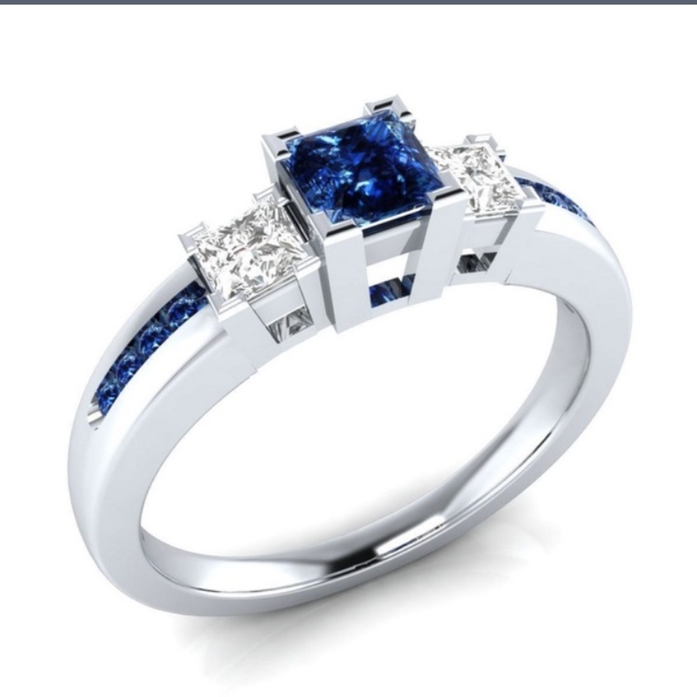 Princess cut sapphire ring