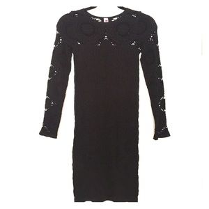 Fitted embroidered black dress!