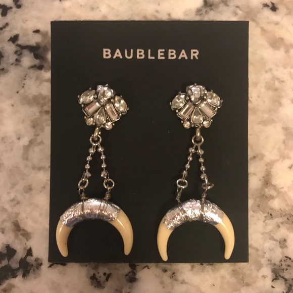 baublebar Jewelry - ✨✨Baublebar✨✨NWT Warrior Glam Drop Earrings