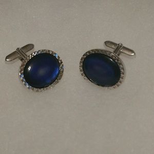 Cufflinks
