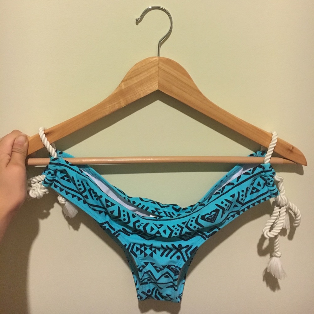 ⚡️SALE⚡️ ROXY BIKINI BOTTOMS