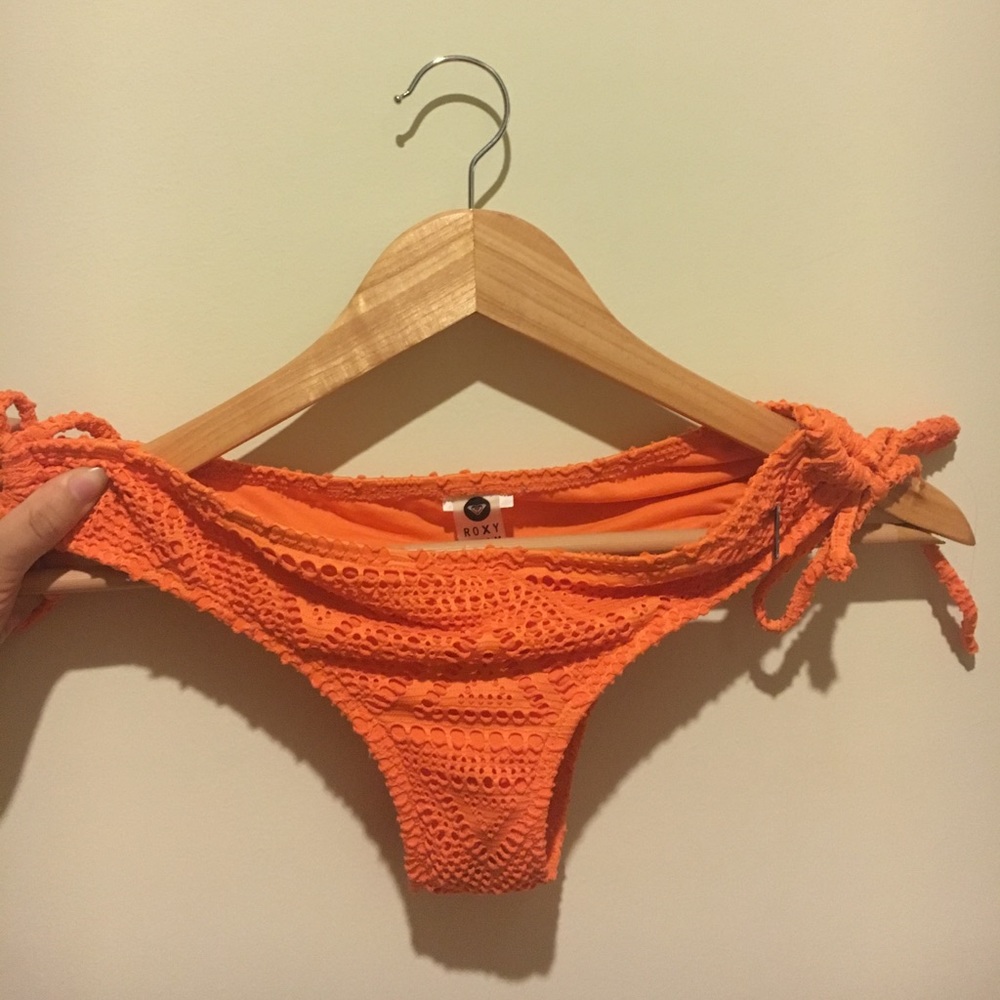 ⚡️SALE⚡️ ROXY BRIGHT ORANGE BOTTOMS