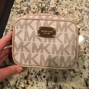 MK purse