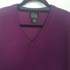 👀Purple VNeck Jos A Bank Italian Wool Sweater