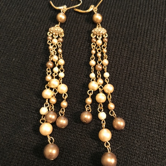 Multi strand gold white dangling earrings - Picture 3 of 4