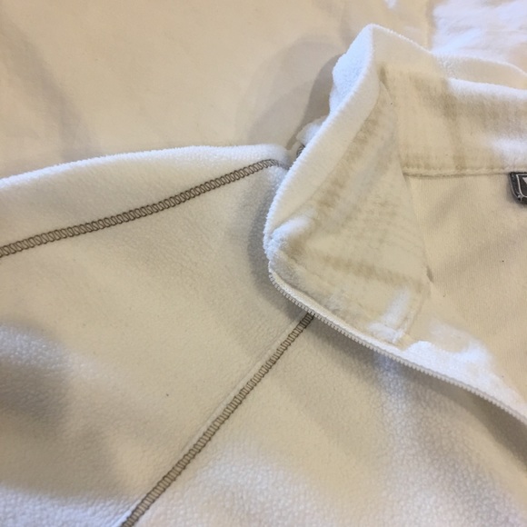 Like new White Sierra 1/4 zip pull over sz L - Picture 5 of 5