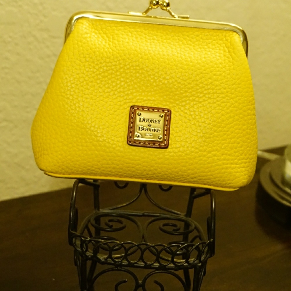 Dooney & Bourke Coin Wallet