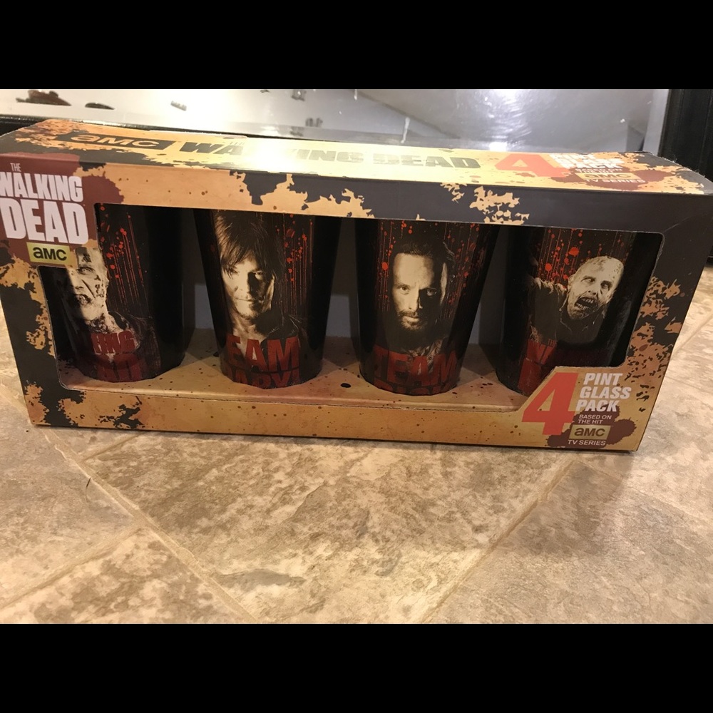 AMC The Walking Dead pint glasses set of four