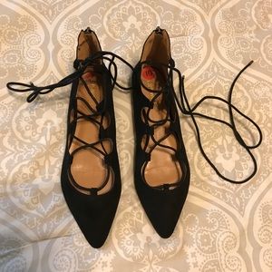 Tie up, Nine West black flats