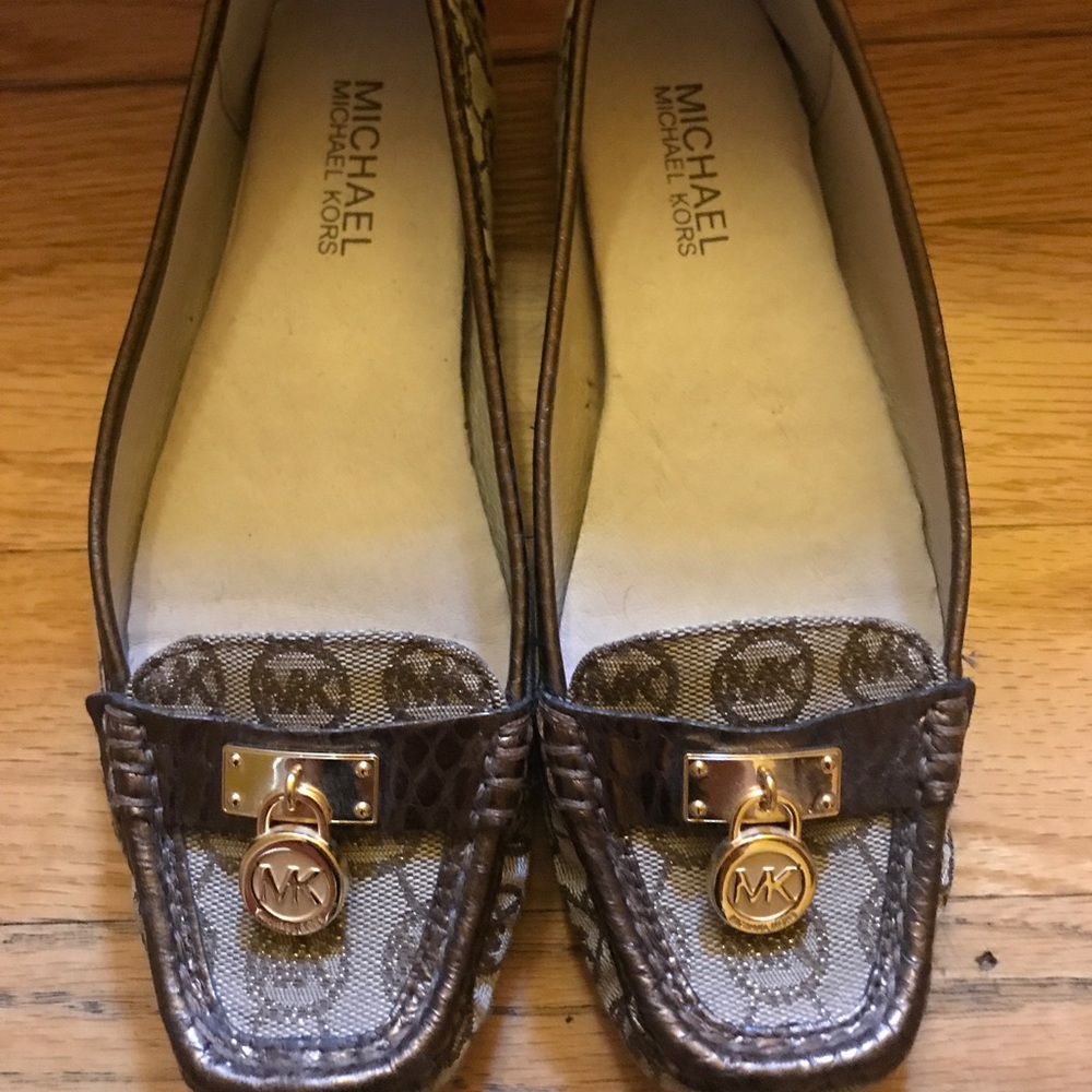 Michael Kors Brown/Gold flats