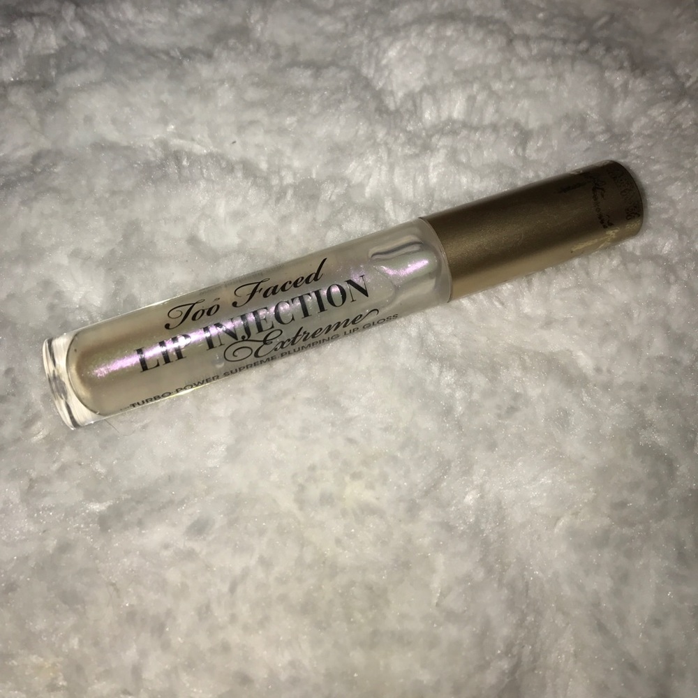 Too Faced lip injections extreme