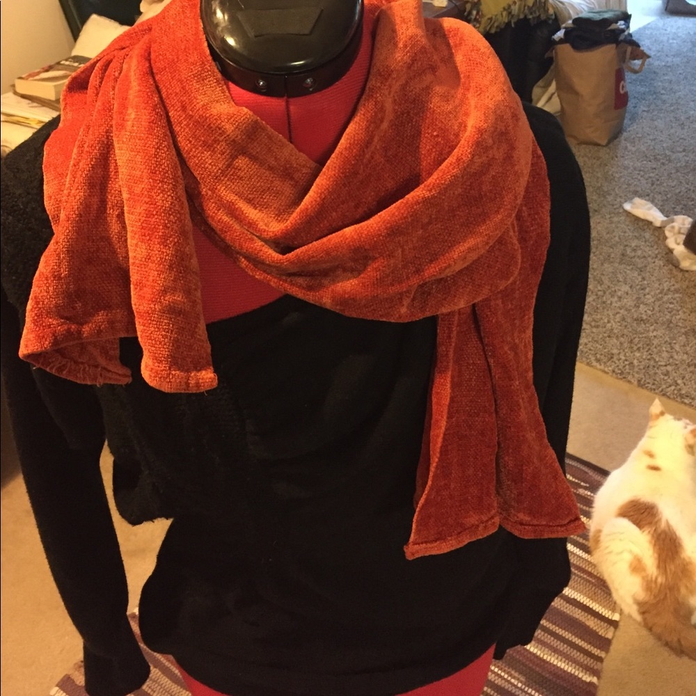 Acrylic fall scarf