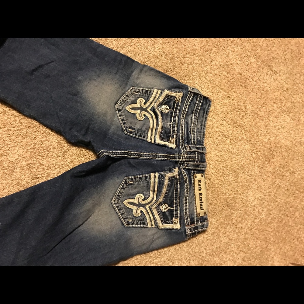 Rock revival Bermuda shorts