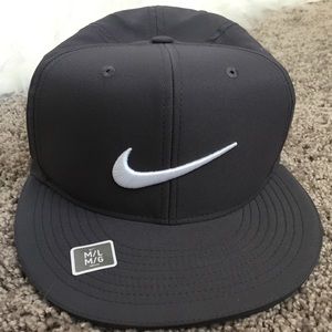 Nike Golf Hat (M/L)