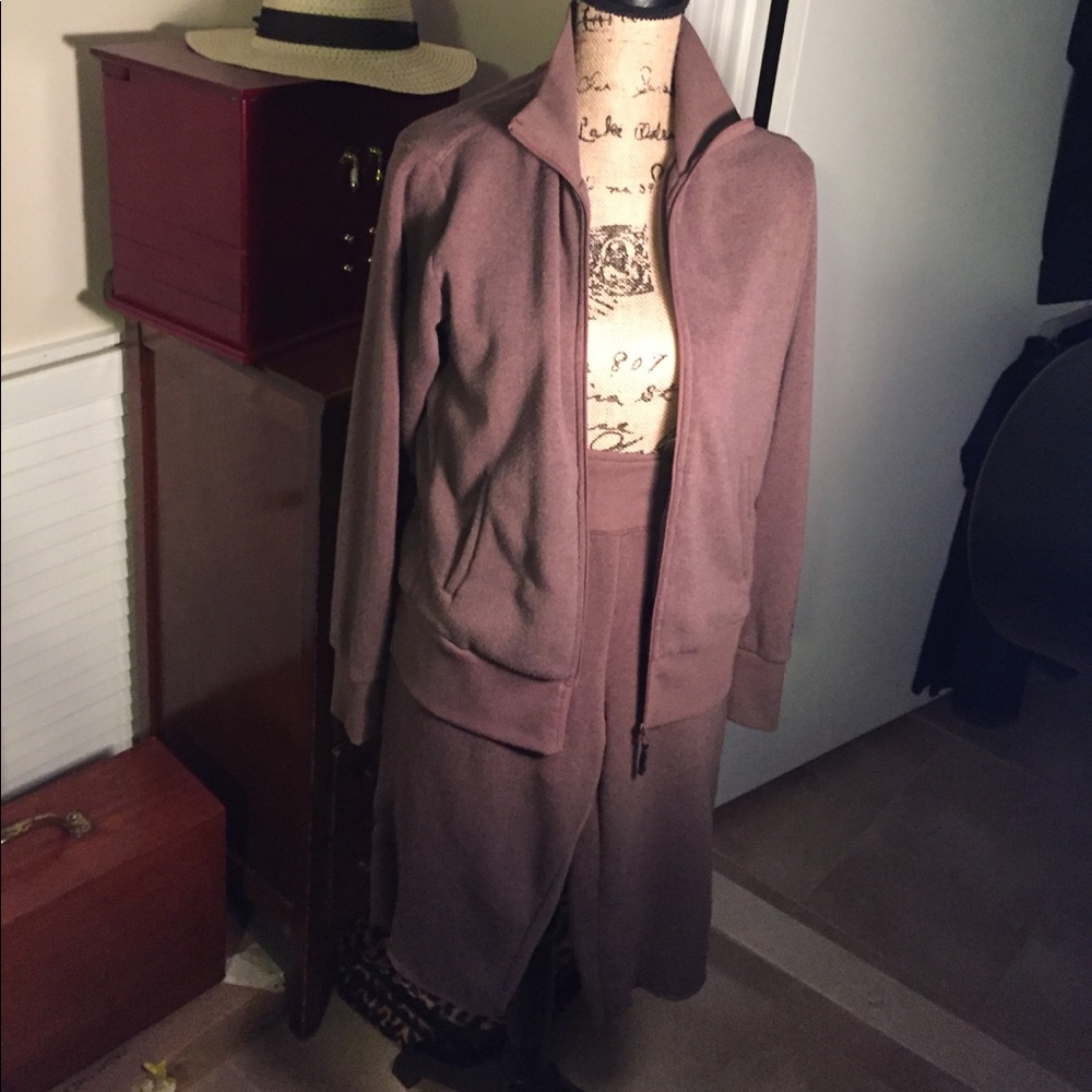 Capri pants and Jacket