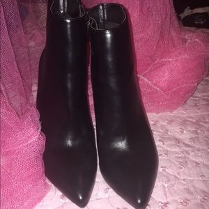 Ankle boots