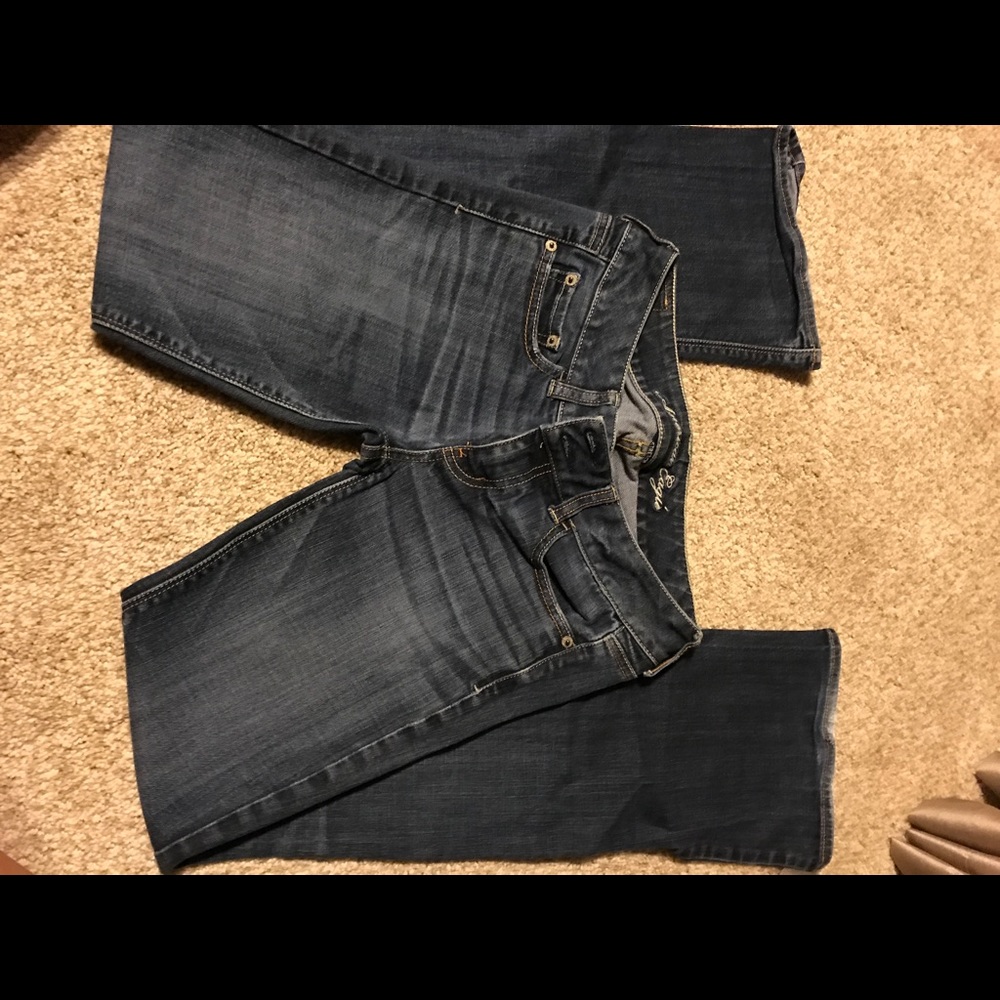 American Eagle Artist Jean