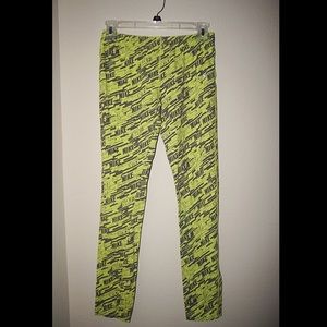 Neon yellowish green/ Dark grey Nike leggings!