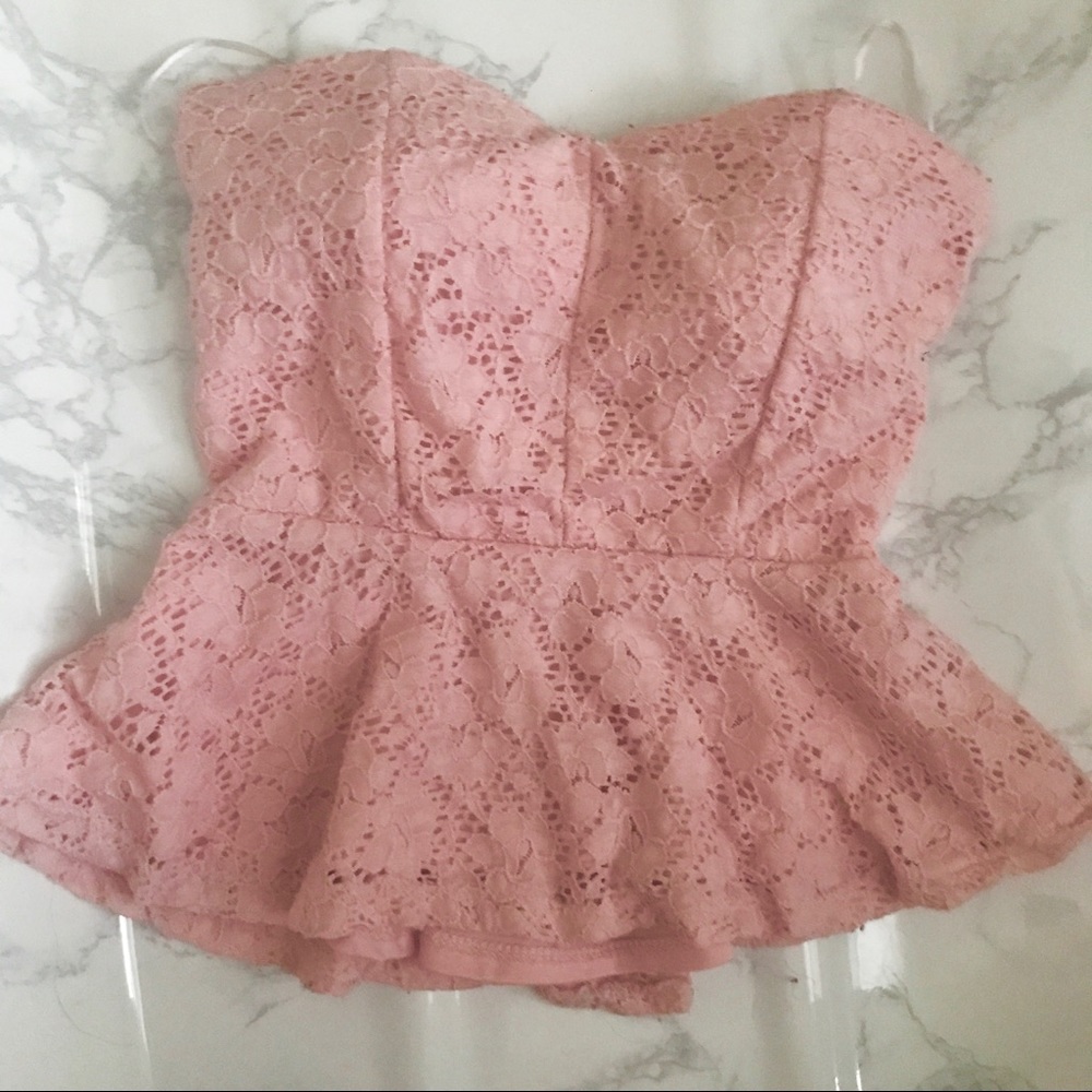 ❌SOLD❌ 🌸Strapless Pink Peplum Top🌸